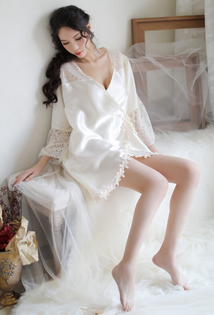 New Style Large Size Lace Silky Pyjamas PJ014IV