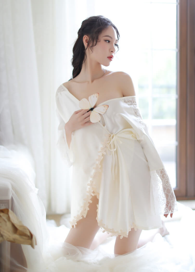 New Style Large Size Lace Silky Pyjamas PJ014IV